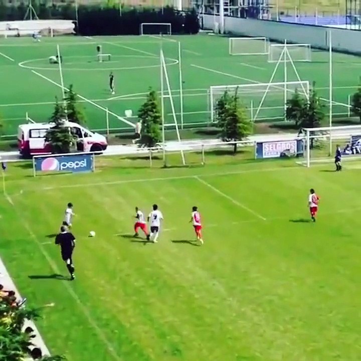 minik 10 numaranın attığı harika gol