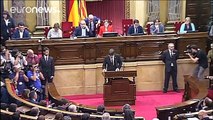 Puigdemont deja en suspenso la declaración de independencia de Cataluña
