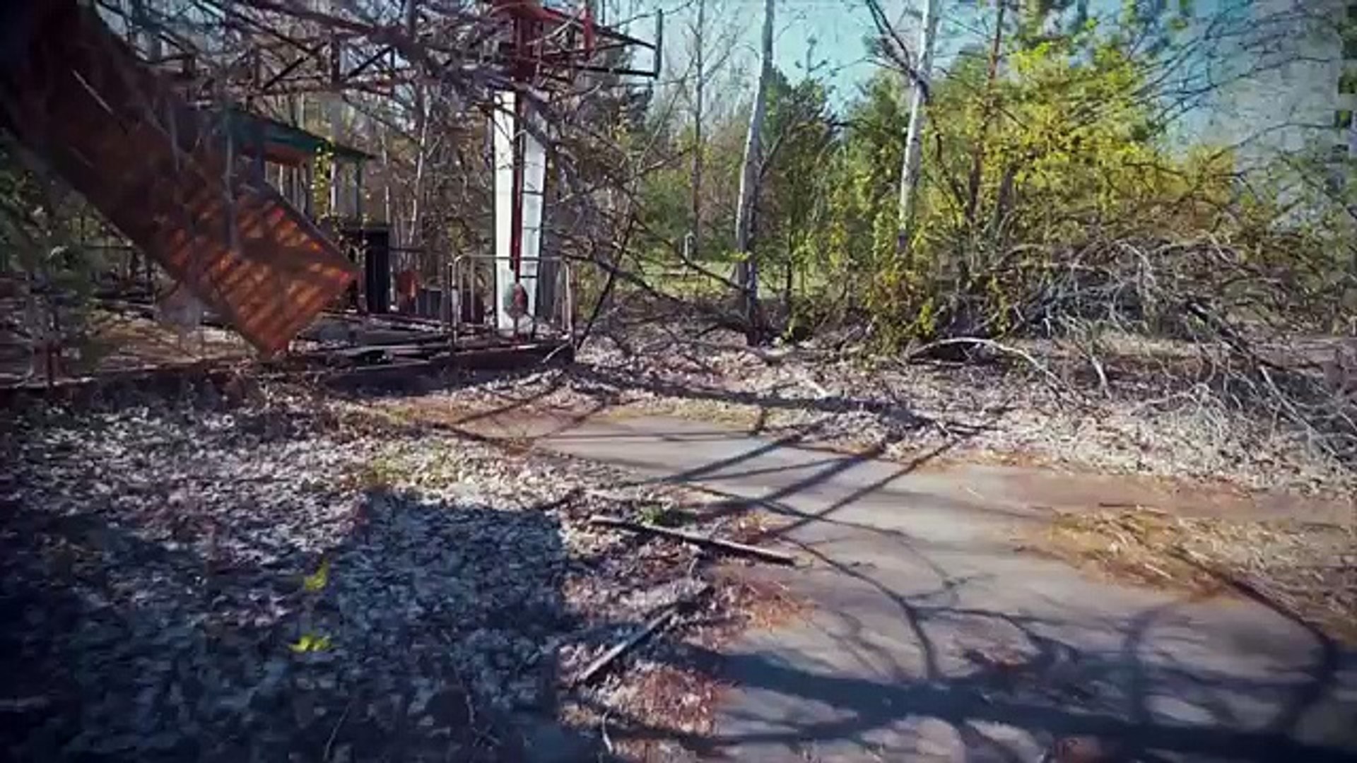 ⁣Сливки Шоу в Чернобыле. СКОЛЬКО СТОИТ попасть в ЗОНУ ОТЧУЖДЕНИЯ и ОПАСНО ли это