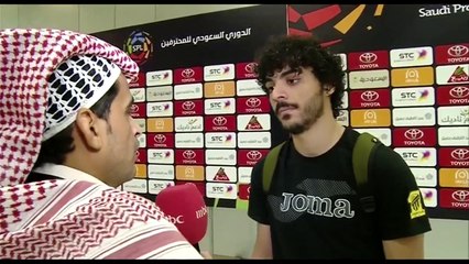 Télécharger la video: لاعب الاتحاد عبد العزيز العرياني يتحدث للصدى عن مستواه الحالي وطموحه ومثله الأعلى