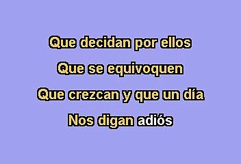 Joan Manuel Serrat - Esos Locos Bajitos (Karaoke)