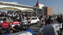 La justicia turca mantiene detenidos a los periodistas de Cumhuriyet