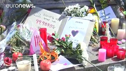 Las Ramblas homenajea a las víctimas del atentado