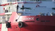 Tres oenegés suspenden sus misiones de rescate en el Mediterráneo