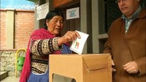 La oposición recuerda a Evo Morales que no se puede presentar la reelección en 2019