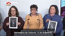 Cataluña: diputados de la CUP rompen fotos del rey Felipe ante las Cámaras del Parlament