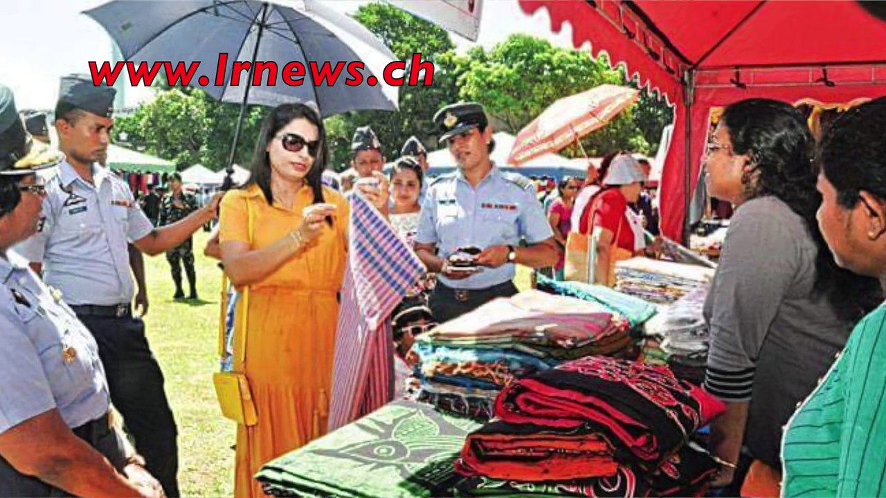 Shameless Behavior of Air Force Officers  ලොක්කන්ගේ ගෑණුන්ගේ ජංගි අපුල්ලන අහිංසකයන්ට වැඩපෙන්නන අපේ හමුදාව