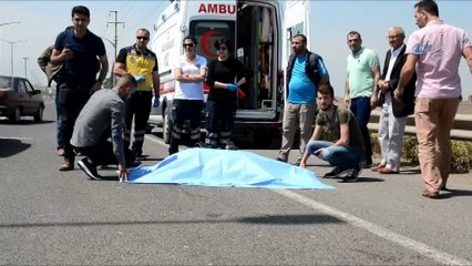 Yolun karşısına geçerken hayatını kaybetti