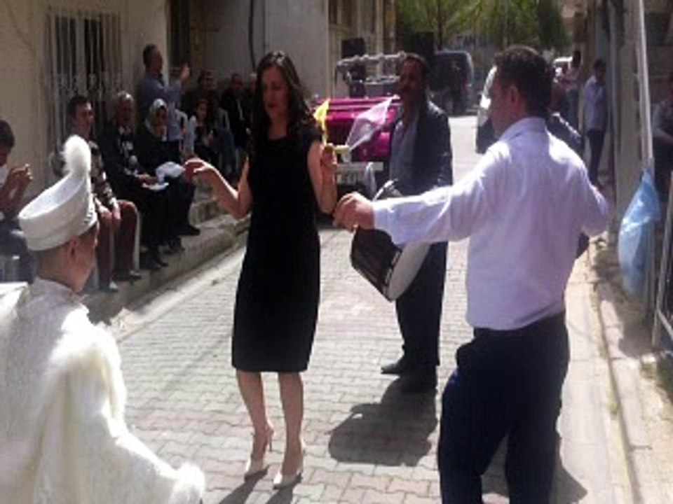 Arnavutköy Düğün Nişan Kına Gecesi Sünnet Davul Zurna Ekibi Kiralama 0544 585 08 18