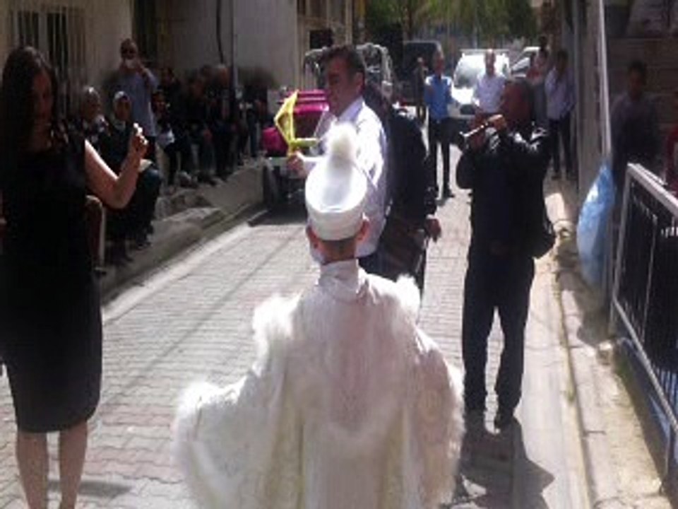 Ataşehir Düğün Nişan Kına Gecesi Sünnet Davul Zurna Ekibi Kiralama 0544 585 08 18