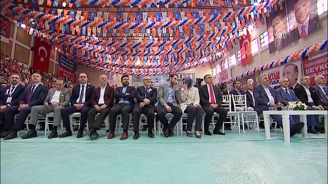 Cumhurbaşkanı Erdoğan: 'FETÖ'nün sosyal medya terörizmine asla boyun eğmedik' - İSTANBUL