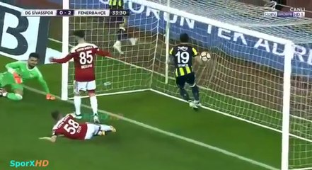 Medjani marque contre son camp vs Fenerbahce