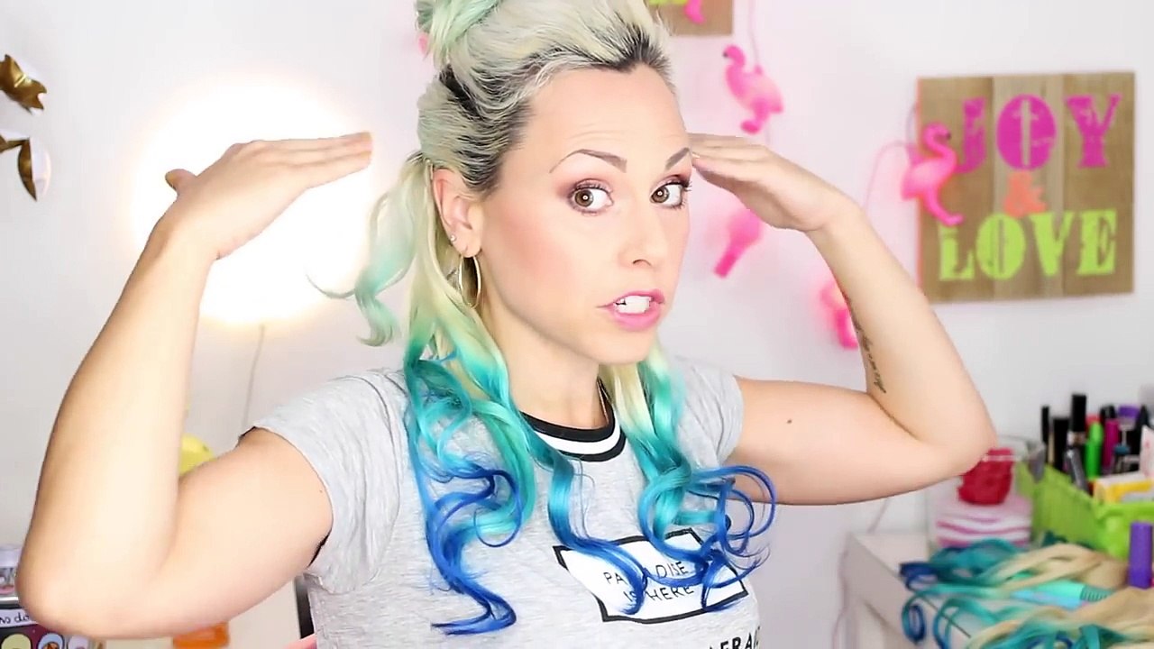 Des cheveux de Sirène sans coiffeur - Comment poser des extensions à clip - Cheveux de Licorne