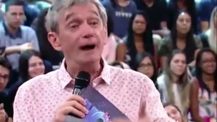 Neymar vai no Altas Horas e levanta a galera