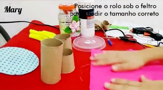 Porta lápis com rolo de papel higiênico e CD - Passo a passo