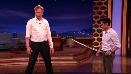 Ünlü sunucudan kanlar içinde kalma tekniği