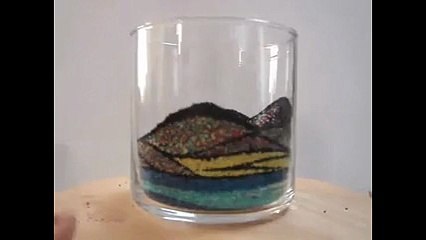 Kum sanatı ile bir bardak içine hayal dünyanızı çizebilir misiniz?