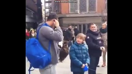 Ronaldo Madrid sokaklarında bıyık ve peruk takarak dolaştı