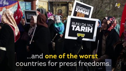 Al Jazeera, &#39;basın özgürlüğüne saldırı&#39;yı bir kliple dünyaya duyurdu