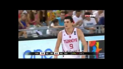 Emir Preldzic son saniye üçlüğü ile Türkiye'yi çeyrek finale taşıdı