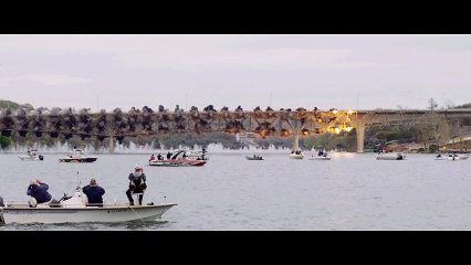 Bir köprünün yıkılışını hiç böyle izlemediniz