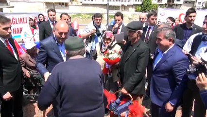 Bakan Müezzinoğlu&#39;na tepki: Emekliler aç aç!