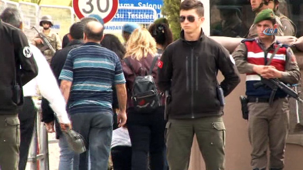 Donald Trump’ın istediği ABD’li papaz hakim karşısında