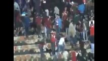 Kümede kalma şansını son haftaya bırakan Eskişehirspor'da taraftar, stadı ateşe verdi