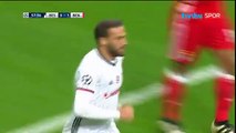 Cenk Tosun'un Benfica'ya attığı muhteşem gol