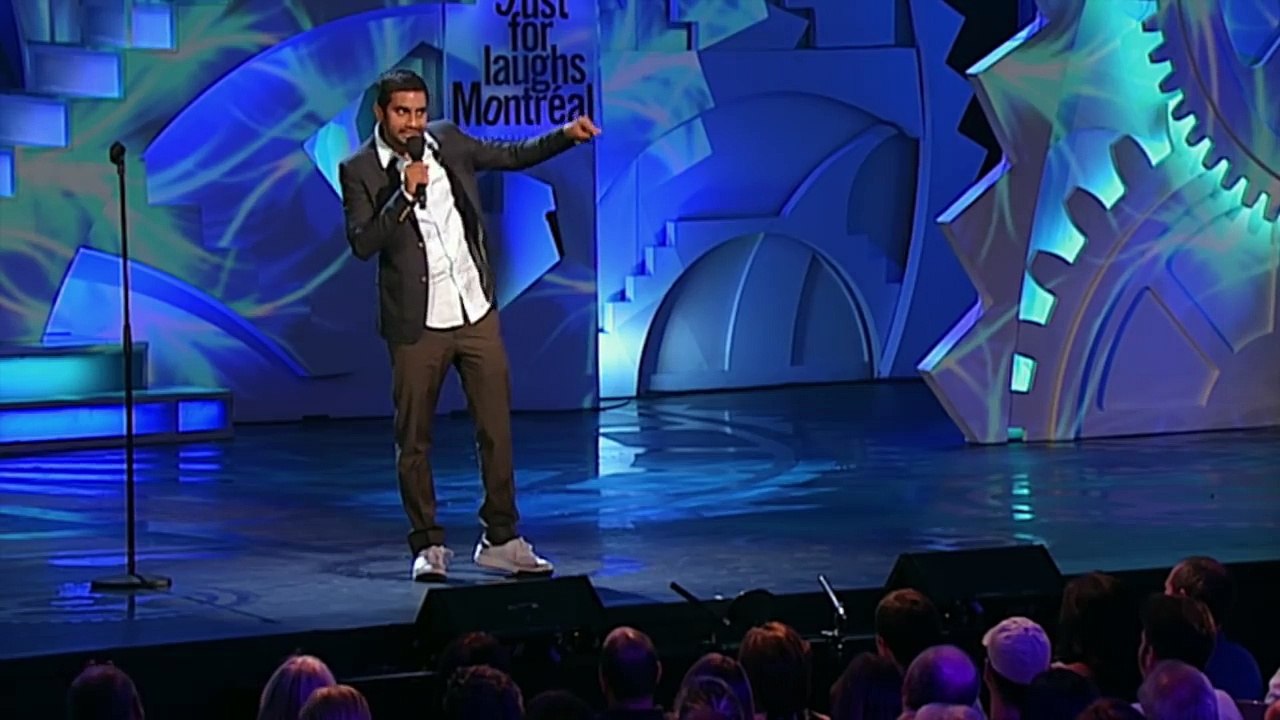 Aziz Ansari Stand Up - 2009