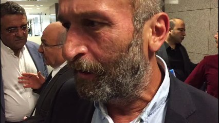 Erdem Gül, &#39;silahlı terör örgütüne yardım&#39; iddiasıyla hâkim karşısına çıktı; duruşma 16 Kasım&#39;a ertelendi