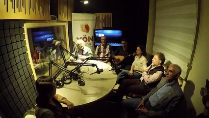 Ahmet Hakan&#39;dan Yön Radyo&#39;ya destek