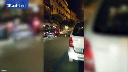 İtalya'da 1 metrekarelik alana yağmur yağdı