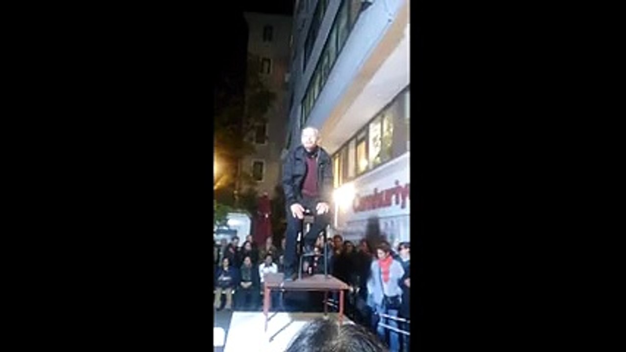 Genco Erkal, Cumhuriyet'te: "Akın var akın, güneşe akın..."