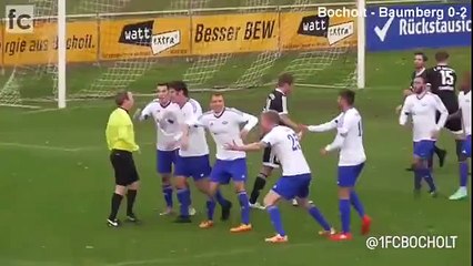 "Faul yok" dedi, penaltıyı iptal ettirdi