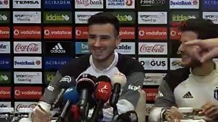 Oğuzhan Özyakup : Türkiye&#39;de Beşiktaş&#39;tan başka bir takımda oynamayı düşünmüyorum