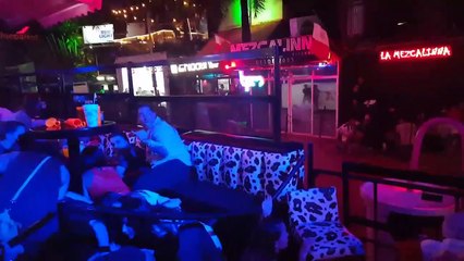 Meksika&#39;da gece kulübüne silahlı saldırı; en az 8 ölü!