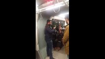 CHP Konya Gençlik Kolları'ndan metroda 'Başkanlığa hayır' çağrısı