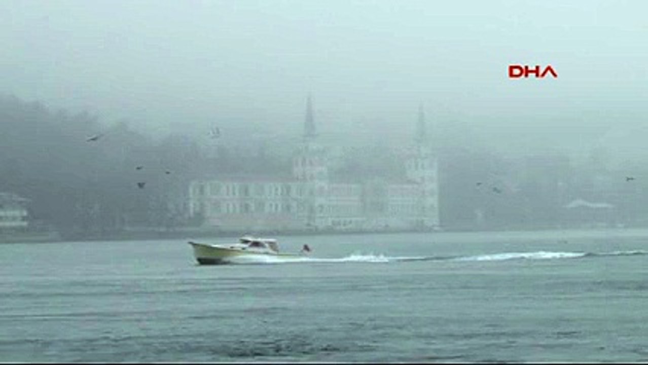 İstanbul Boğazı sis nedeniyle transit gemi trafiğine kapatıldı