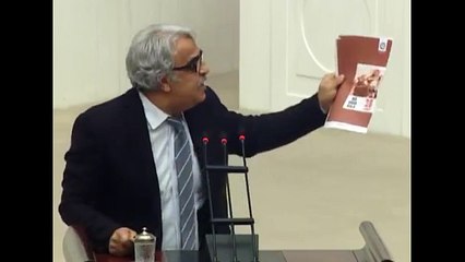 Prof. Sancar: 28 Şubat&#39;ta terörist ilan edilen AKP&#39;liler, bugün olanlara bir tek sözünüz yok mu?