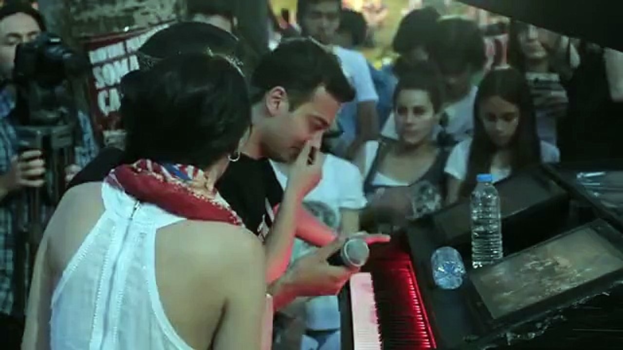 Erdoğan'a hakaret ettiği için tutuklanan piyanist Gezi Parkı eylemleri sırasında piyano çalmıştı