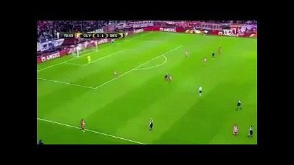 Beşiktaş taraftarı Olympiakos maçında İzmir Marşı'nı söyledi