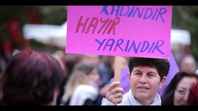 CHP'li Biçer'den 'Hayır'a klipli destek: Açsın rengarenk güller, tercihim 'hayır'lı ola