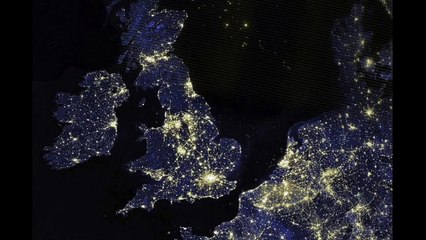 İngiltere Başbakanı May'e yalancı diyen şarkı zirvede