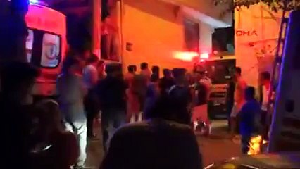 3 kişiyi öldürdükten sonra evi ateşe verdiler