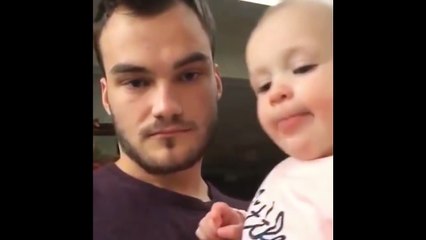 Beatbox yapan sevimli bebek