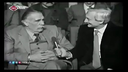 Hulusi Kentmen ve torunu Ali Kentmen&#39;den keman resitali