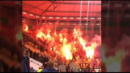 Borussia Dortmund&#39;un rakibinden tribün şovu