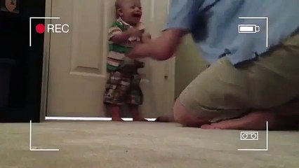 Down sendromlu bir çocuğun ilk adımları...