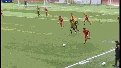 Fenerbahçe-Galatasaray U17 maçında Fenerbahçeli oyuncudan çok sert hareket